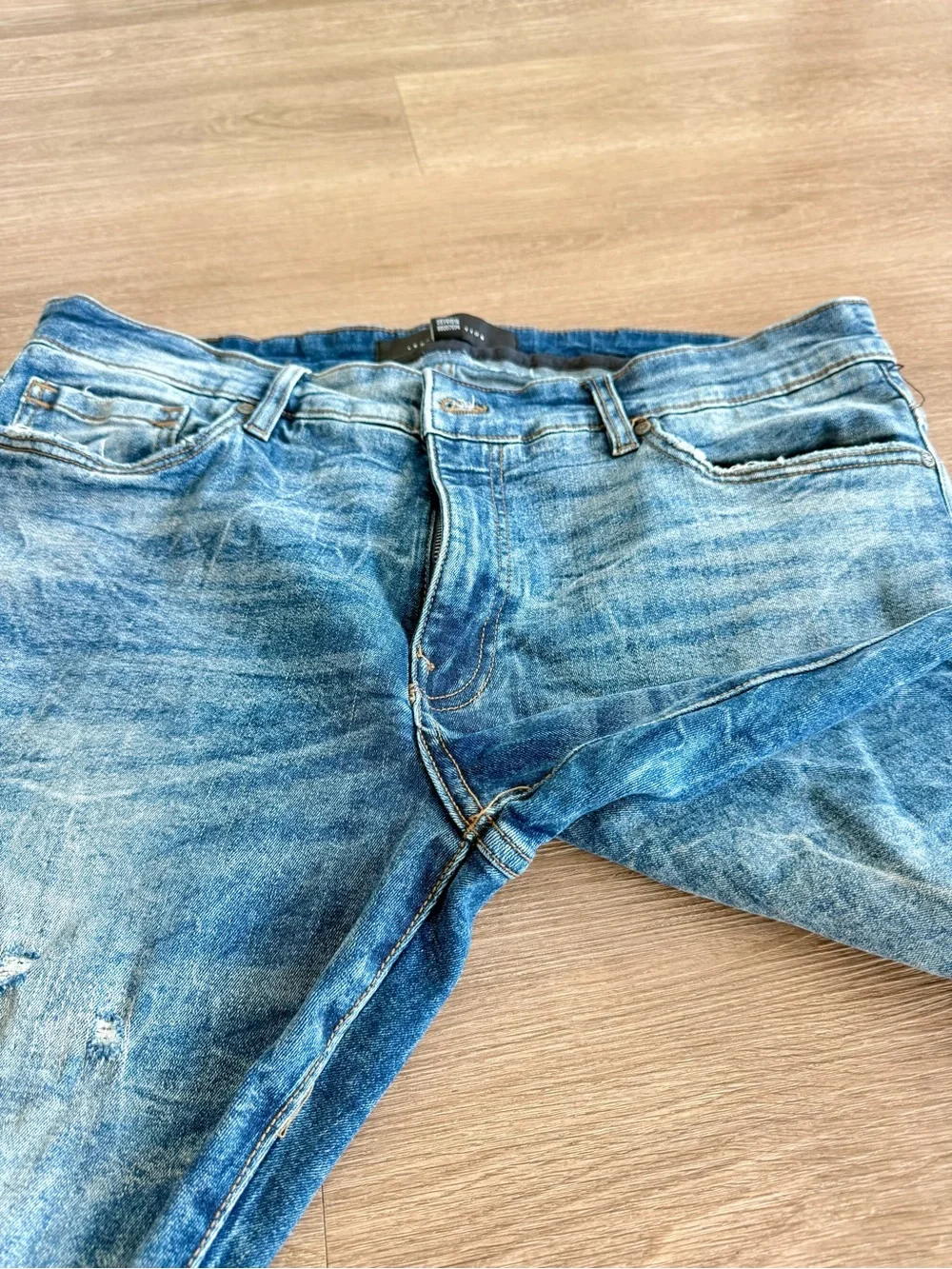 Jordan Craig Legacy Edition Jeans Men Size 38x32 Blue Distressed Slim Fit Denim